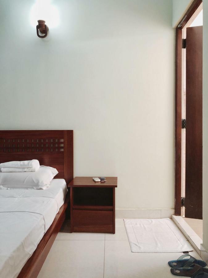 Lafala & Service Hotel